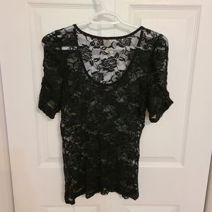 🌟Black Rose Pattern Sheer/Lace Shirt Size Large